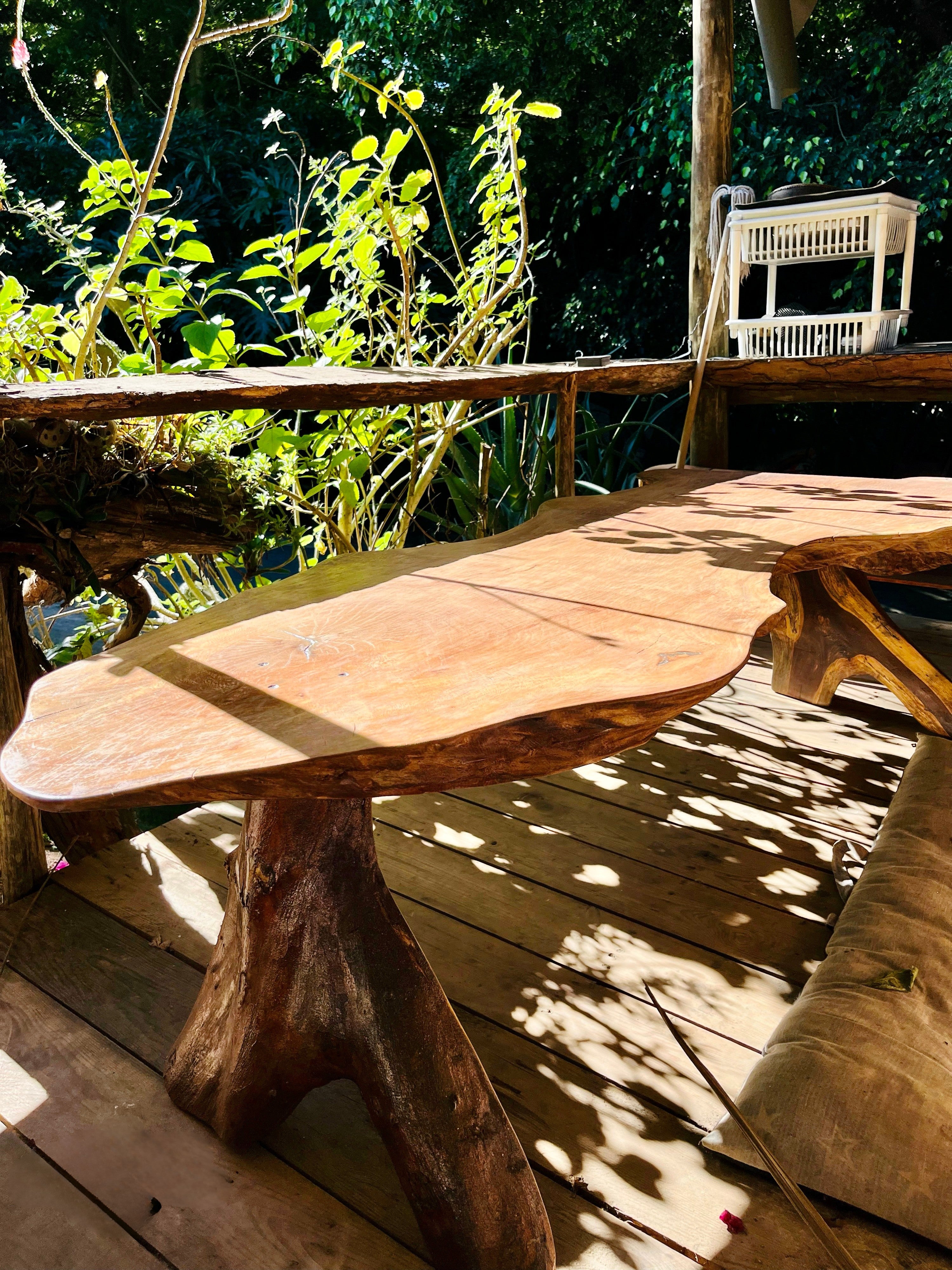 ISAKHIWO Table