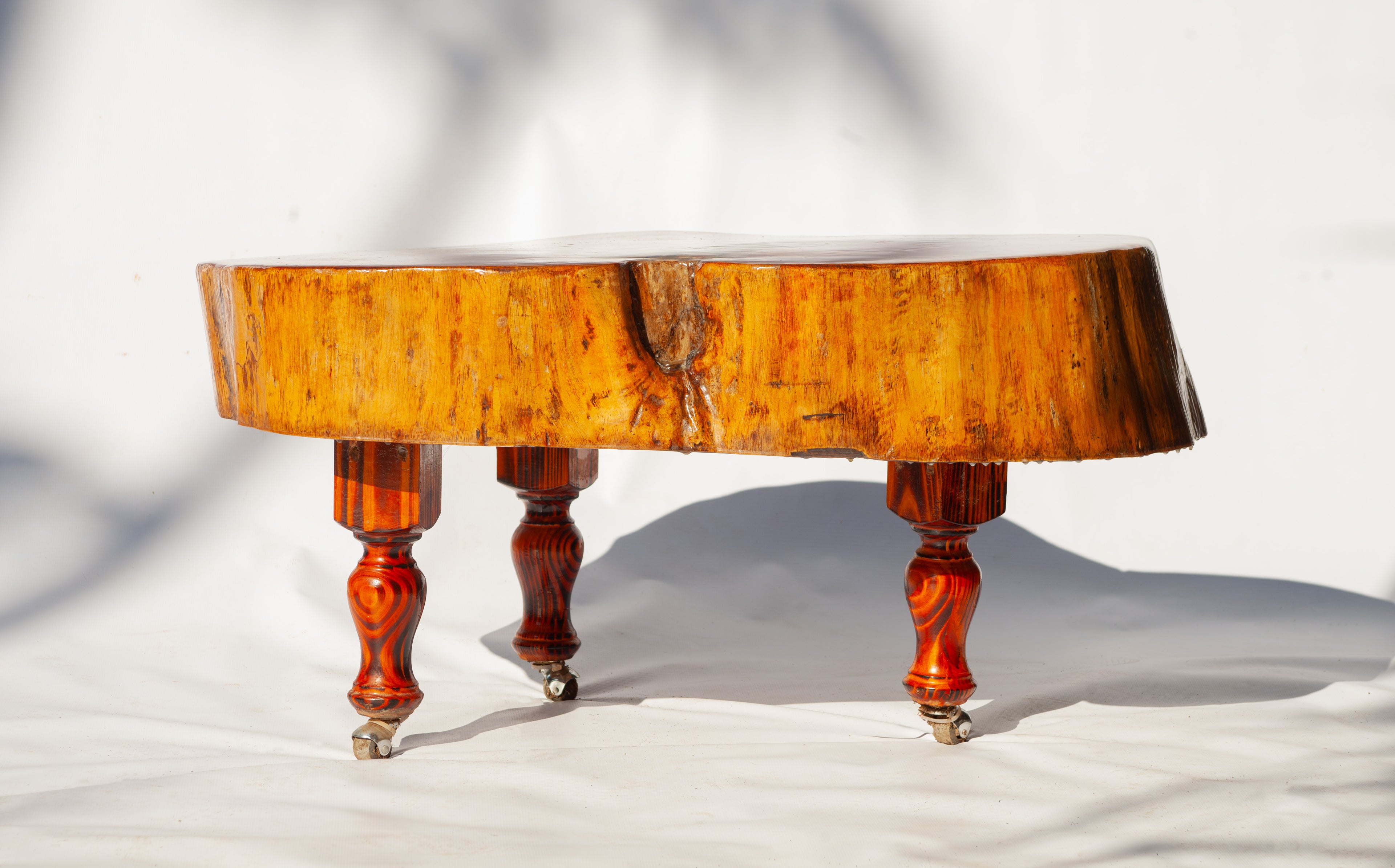 INKUNZI Table