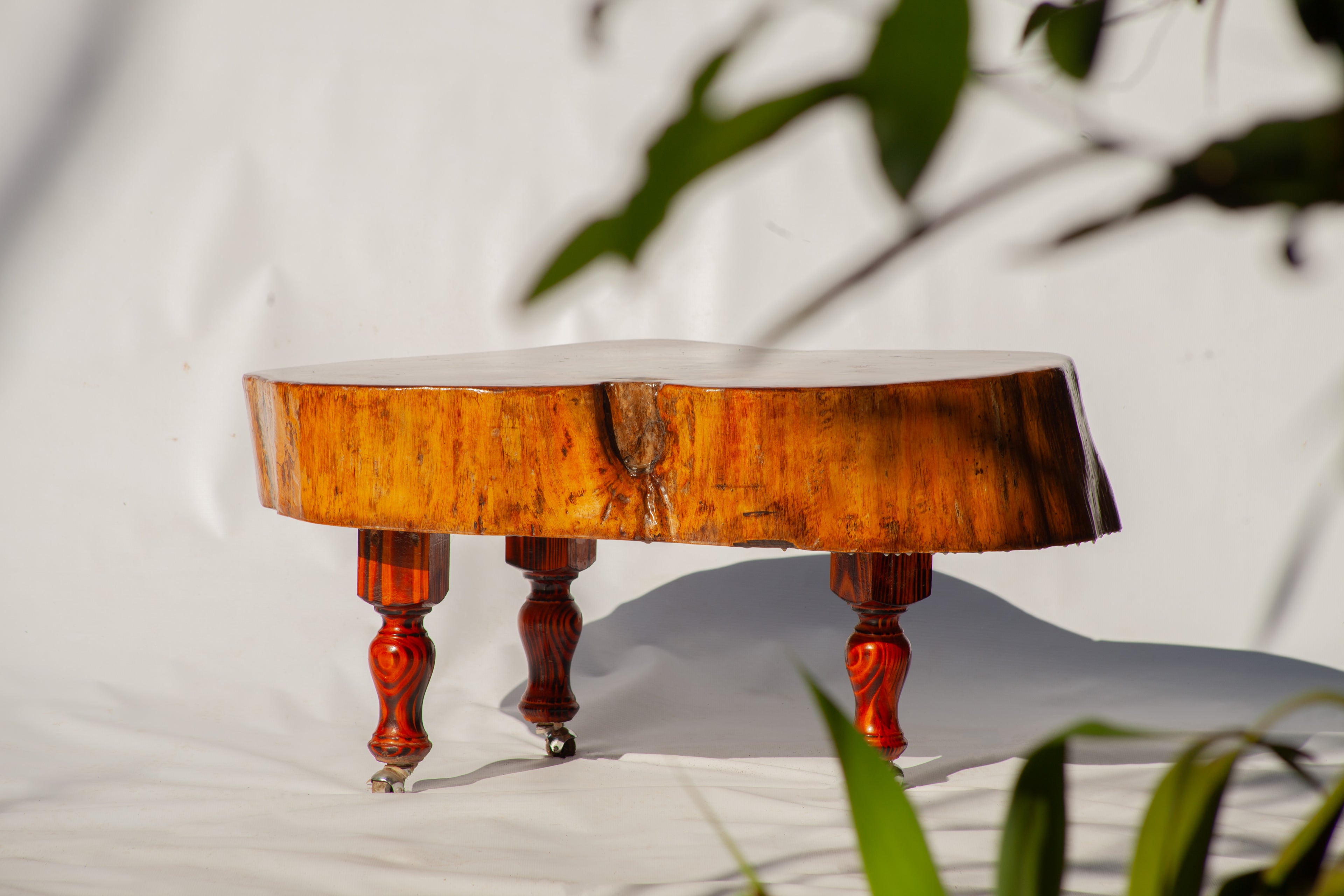 INKUNZI Table