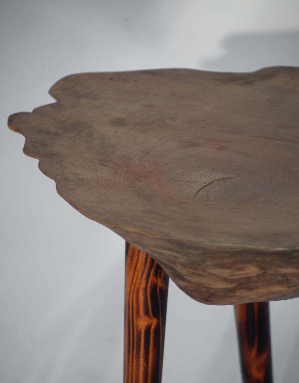UNTULIKAZI TABLE